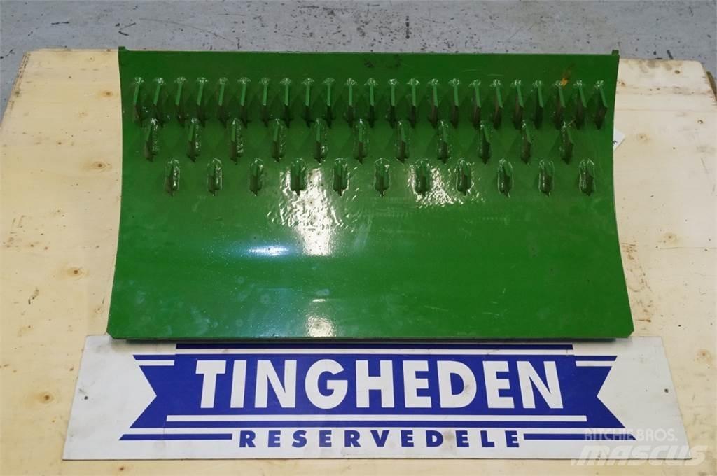 John Deere 7000 Combine harvester spares & accessories