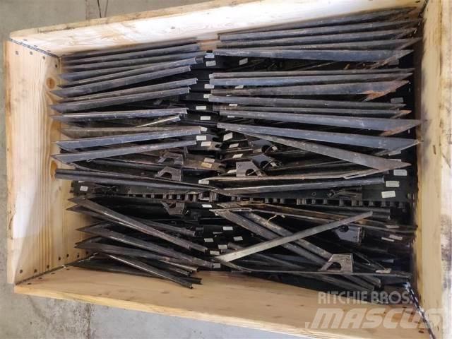 John Deere 818 Combine harvester spares & accessories
