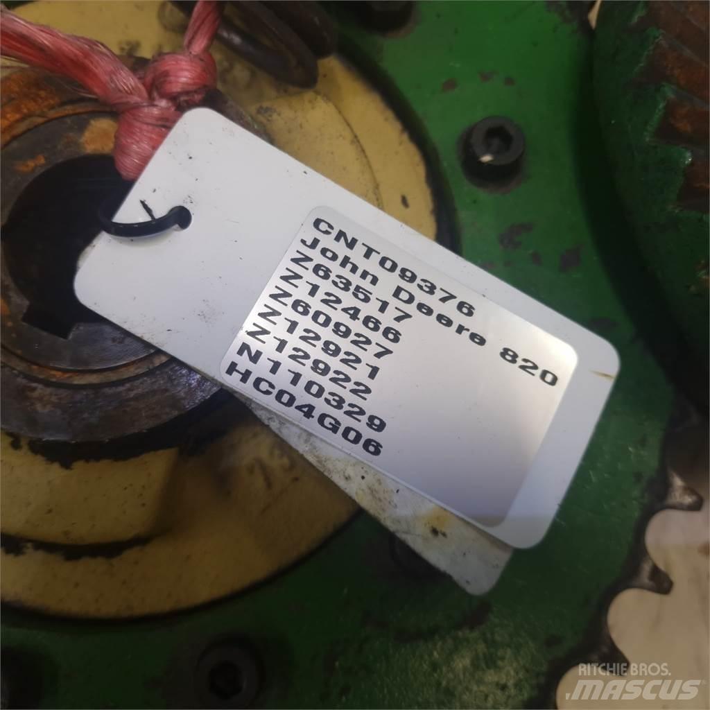 John Deere 820 Combine harvester spares & accessories