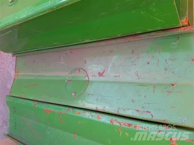 John Deere 950 Combine harvester spares & accessories