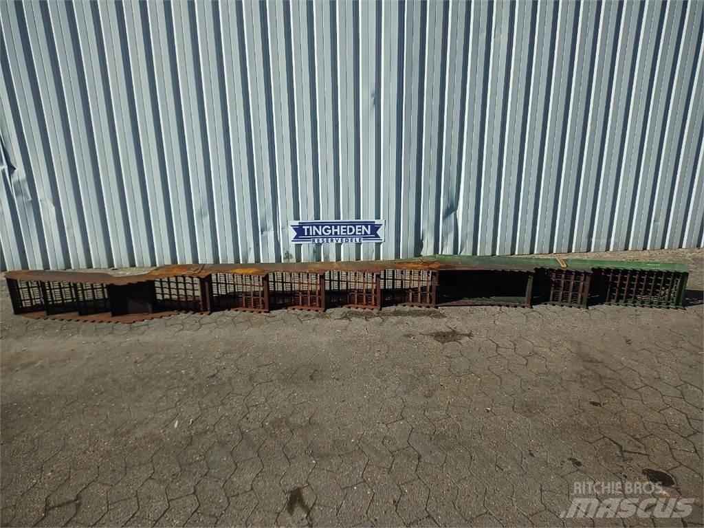 John Deere 9540 Combine harvester spares & accessories