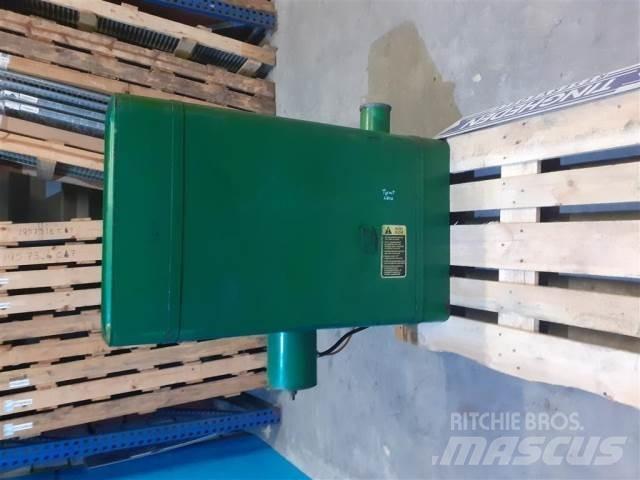 John Deere 955 Combine harvester spares & accessories