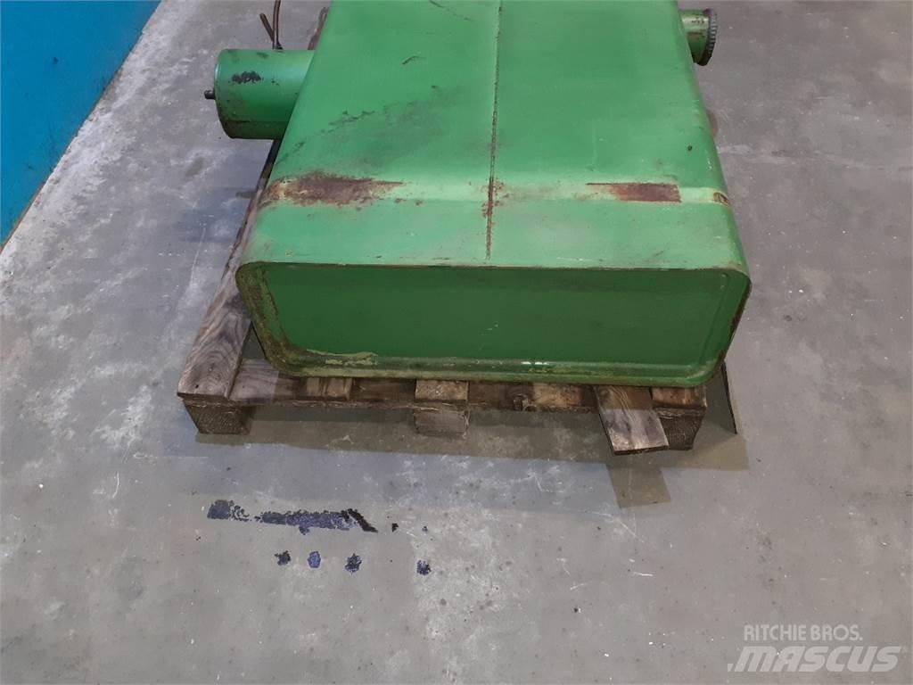 John Deere 955 Combine harvester spares & accessories