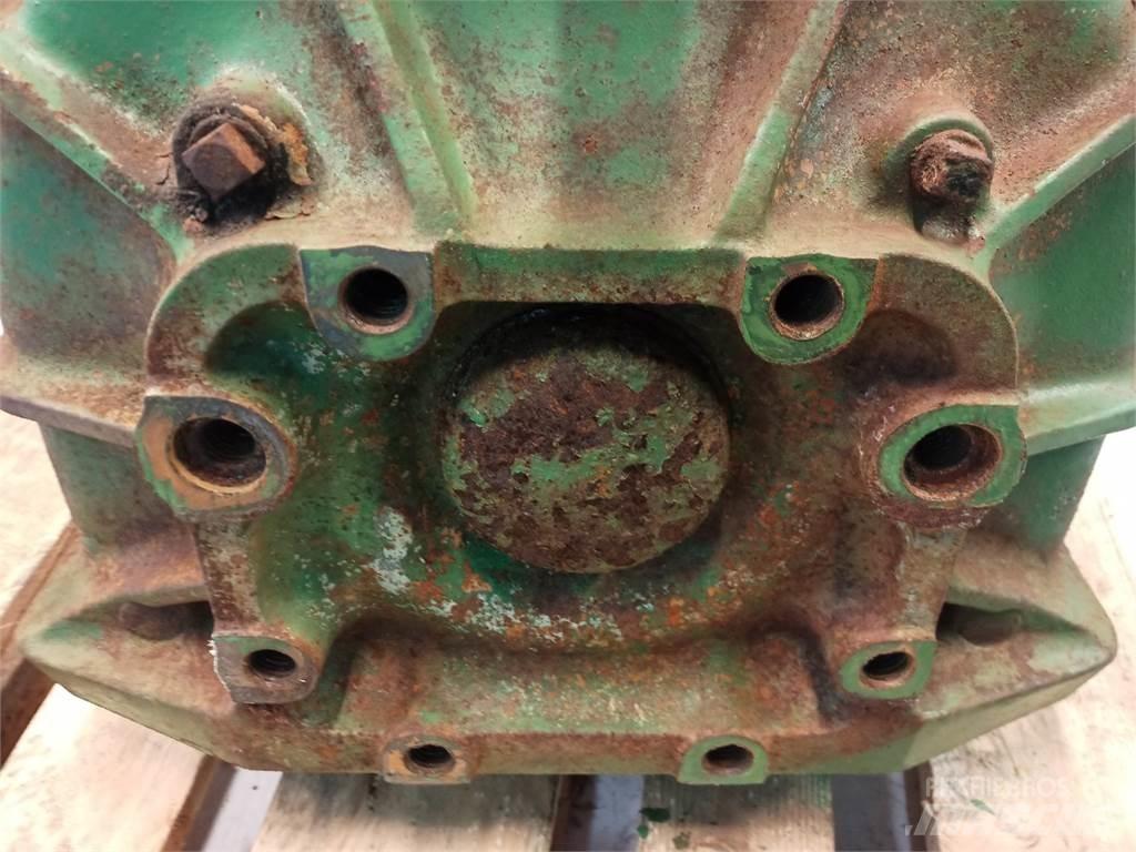 John Deere 965 Combine harvester spares & accessories