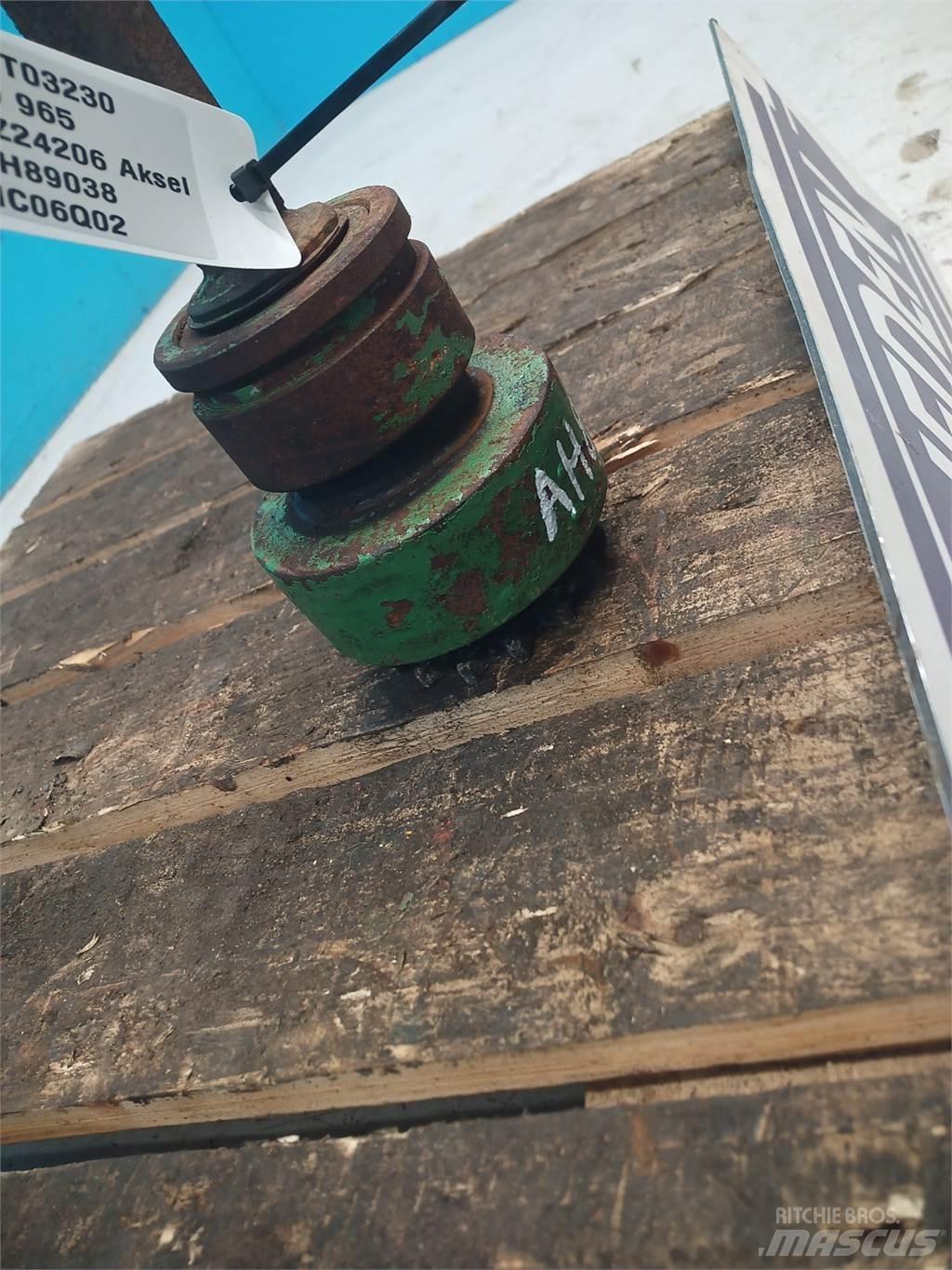 John Deere 965 Combine harvester spares & accessories