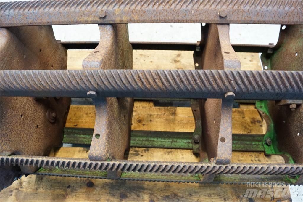 John Deere 965 Combine harvester spares & accessories