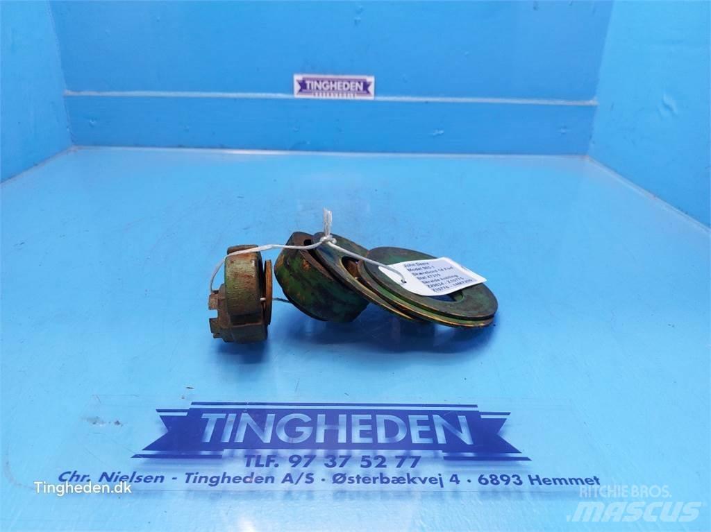 John Deere 965 Combine harvester spares & accessories
