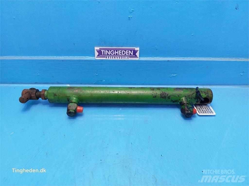 John Deere 965 Combine harvester spares & accessories