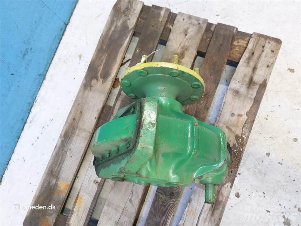 John Deere 965 Combine harvester spares & accessories