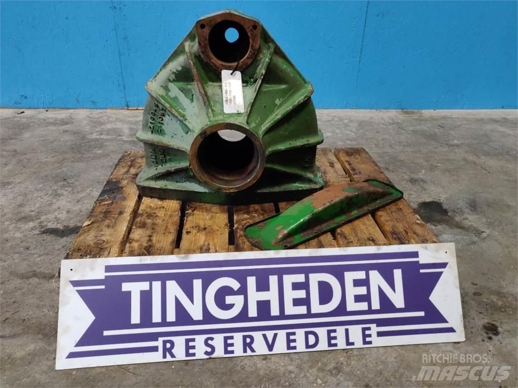 John Deere 975 Combine harvester spares & accessories