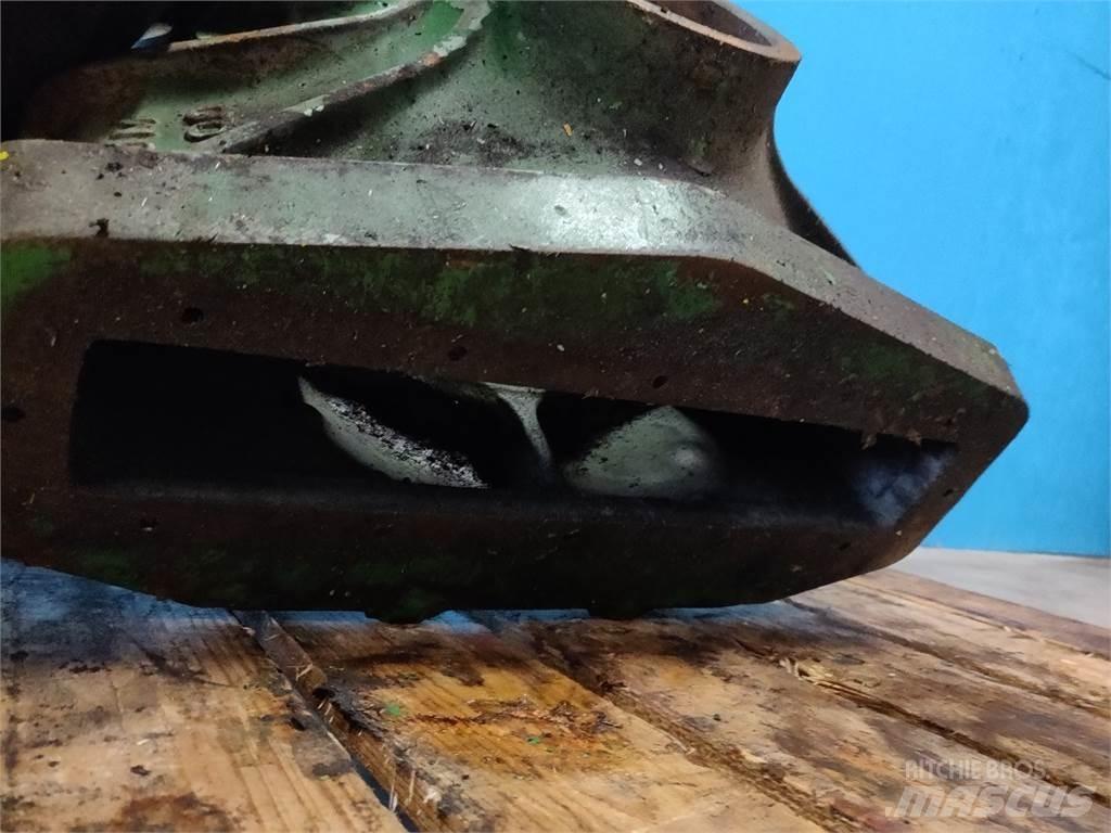John Deere 975 Combine harvester spares & accessories