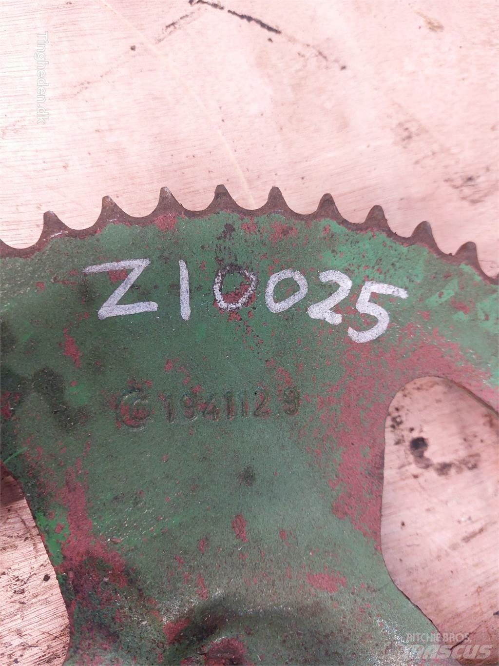 John Deere 975 Combine harvester spares & accessories