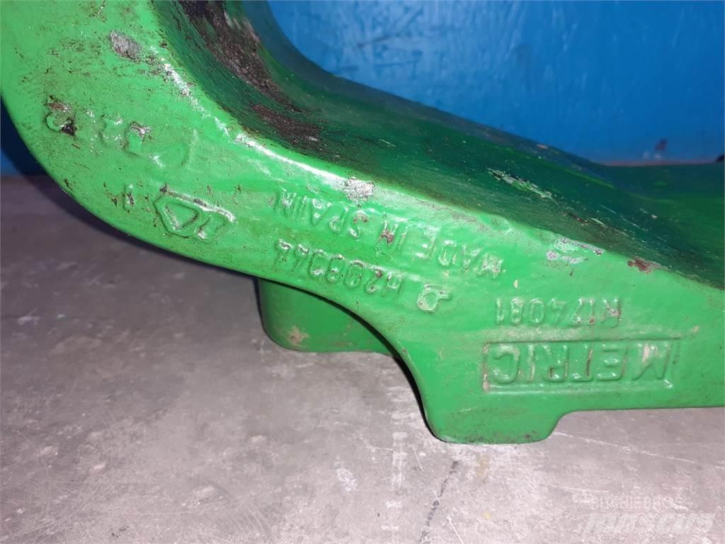 John Deere S670 Combine harvester spares & accessories
