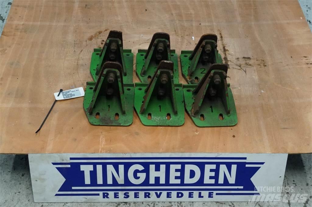 John Deere S670 Combine harvester spares & accessories