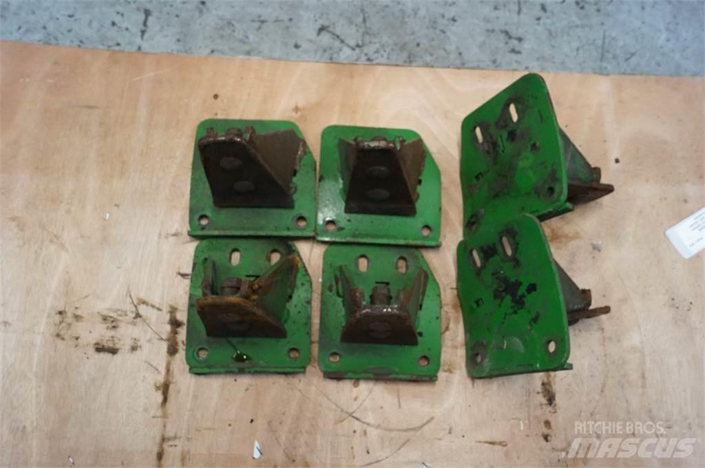 John Deere S670 Combine harvester spares & accessories