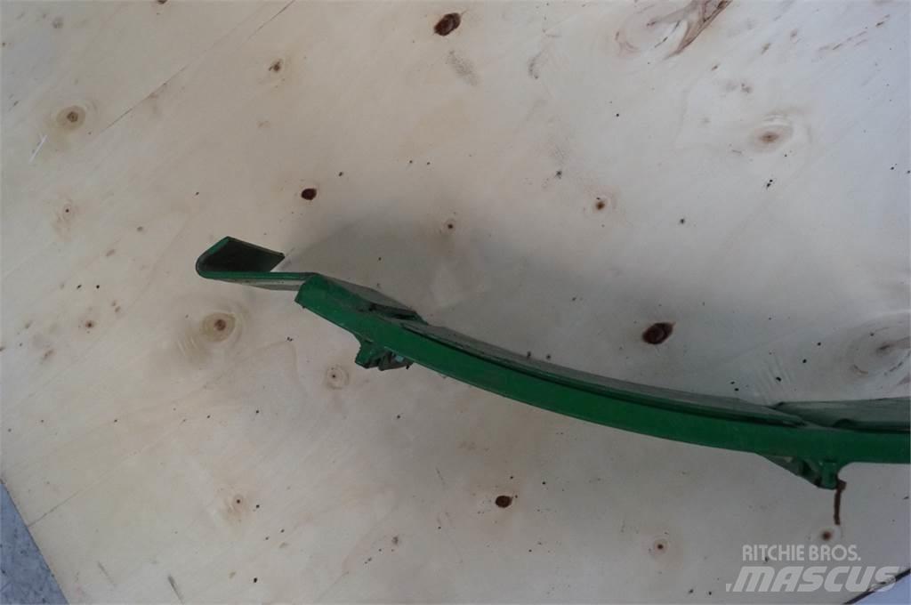 John Deere S690 Combine harvester spares & accessories