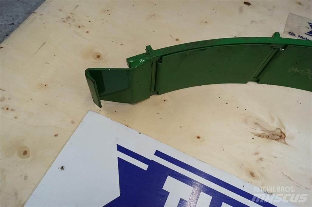 John Deere S690 Combine harvester spares & accessories