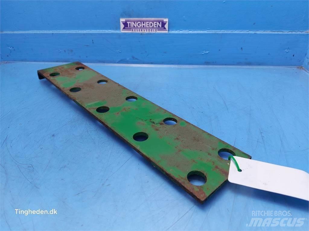 John Deere T660 Combine harvester spares & accessories