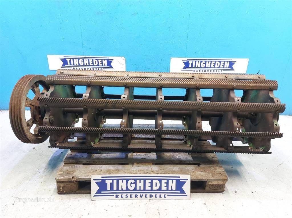 John Deere T660I Combine harvester spares & accessories