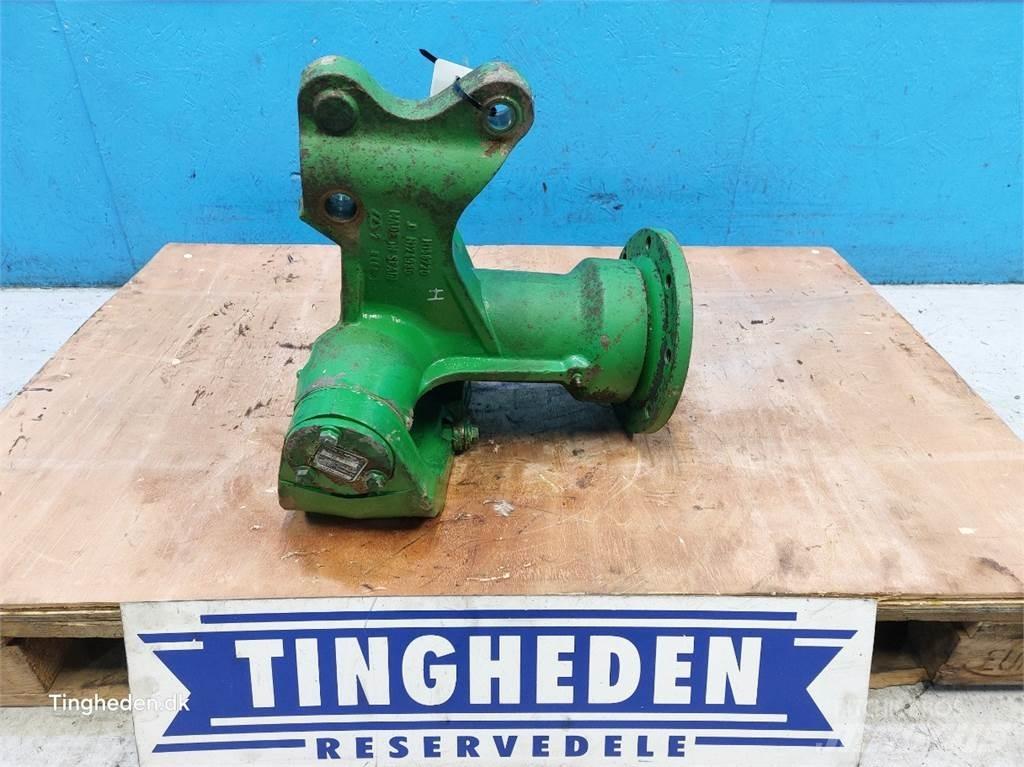 John Deere T660I Combine harvester spares & accessories