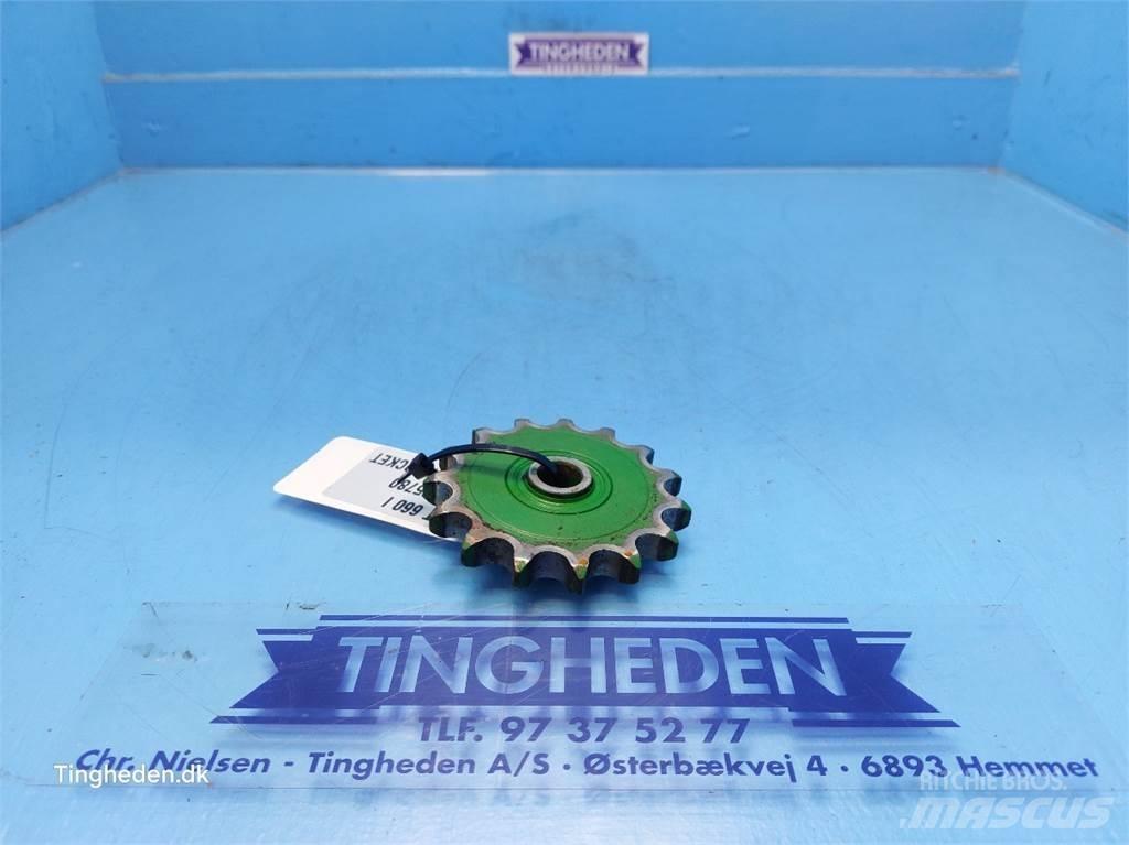 John Deere T660I Combine harvester spares & accessories