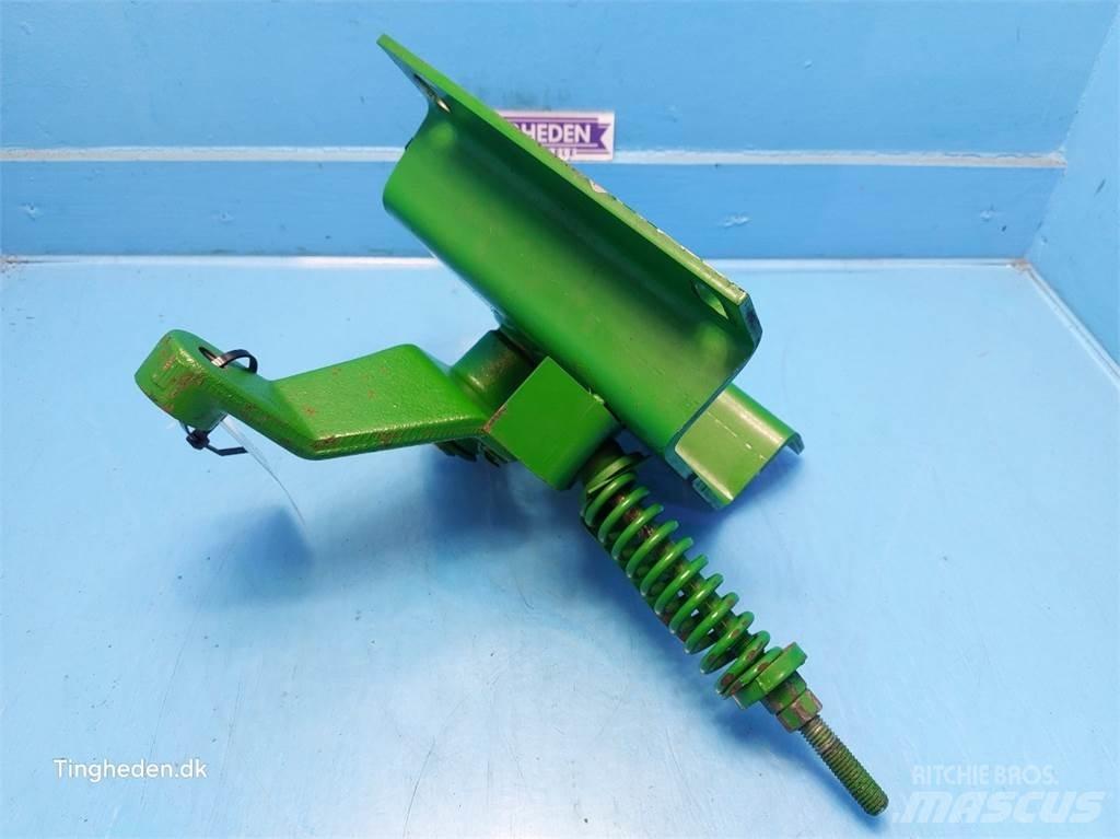 John Deere T660I Combine harvester spares & accessories