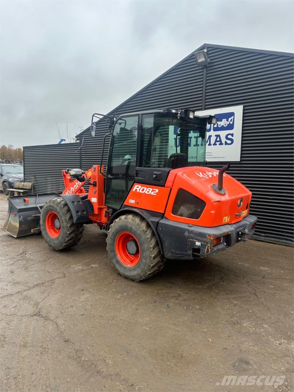 Kubota R082 Wheel loaders