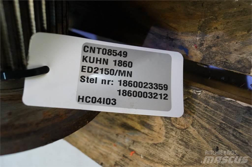 Kuhn Fodervogn Mixer feeders