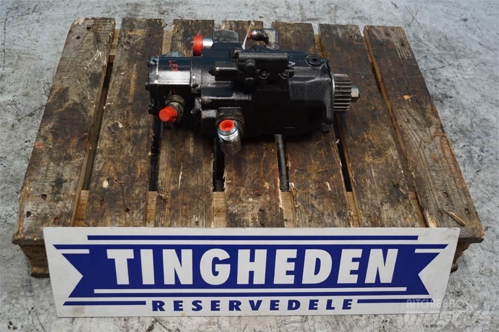 MacDon D60 Combine harvester spares & accessories
