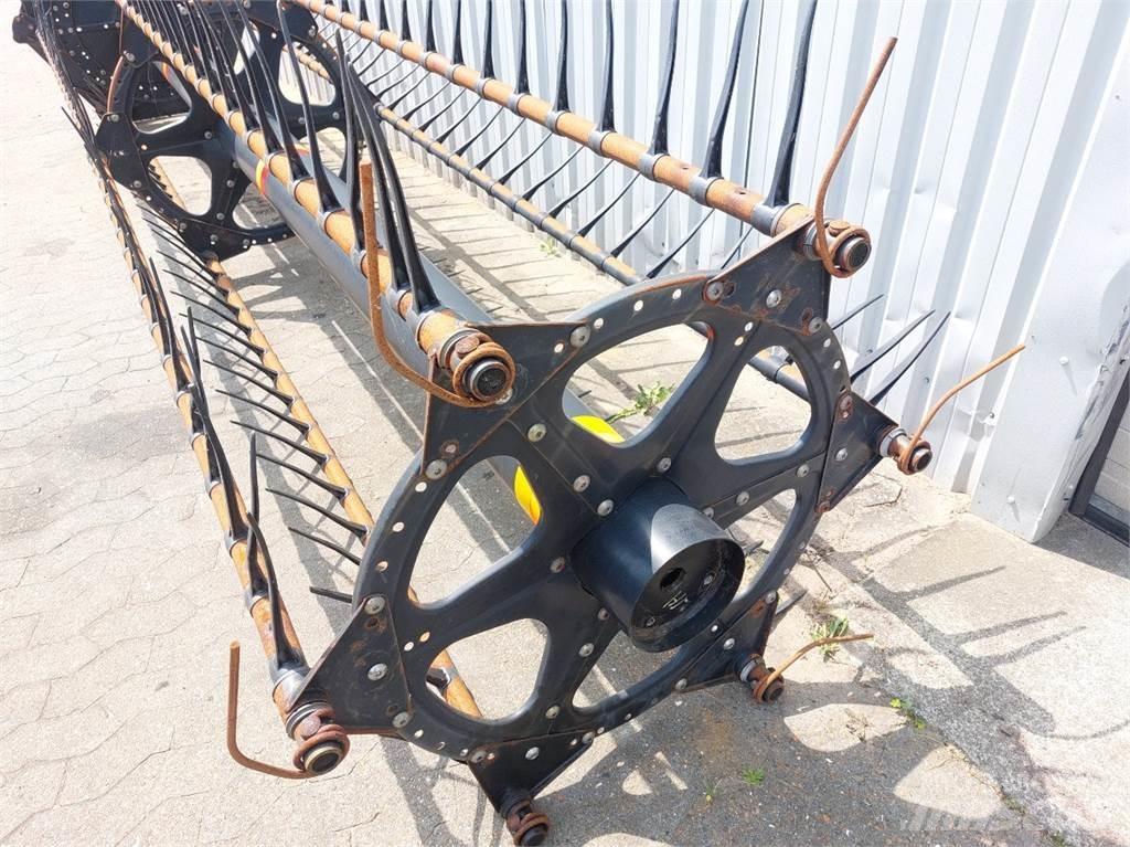 MacDon D60 Combine harvester spares & accessories