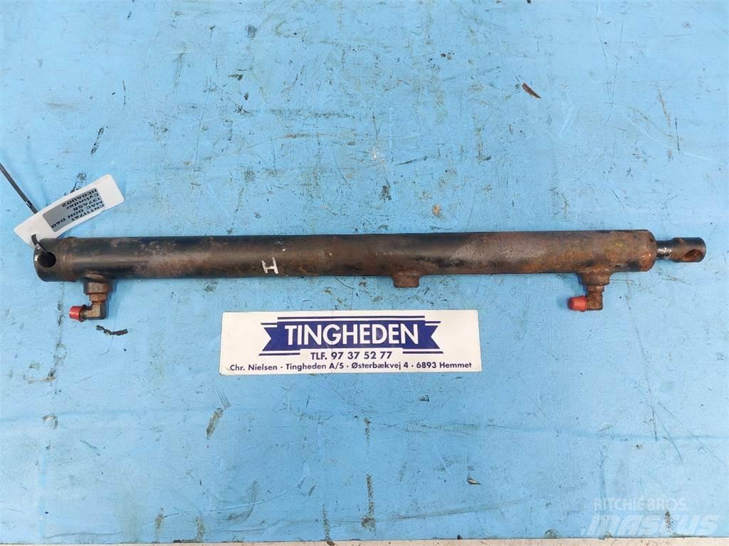 MacDon D60 Combine harvester spares & accessories