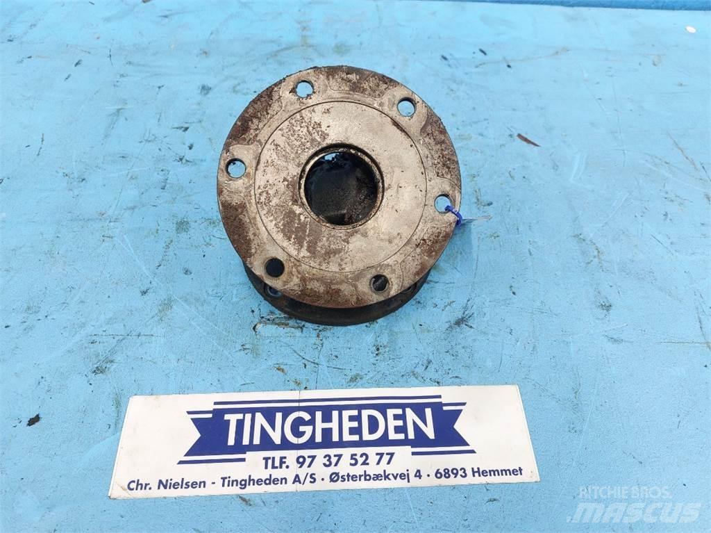 MacDon D60 Combine harvester spares & accessories