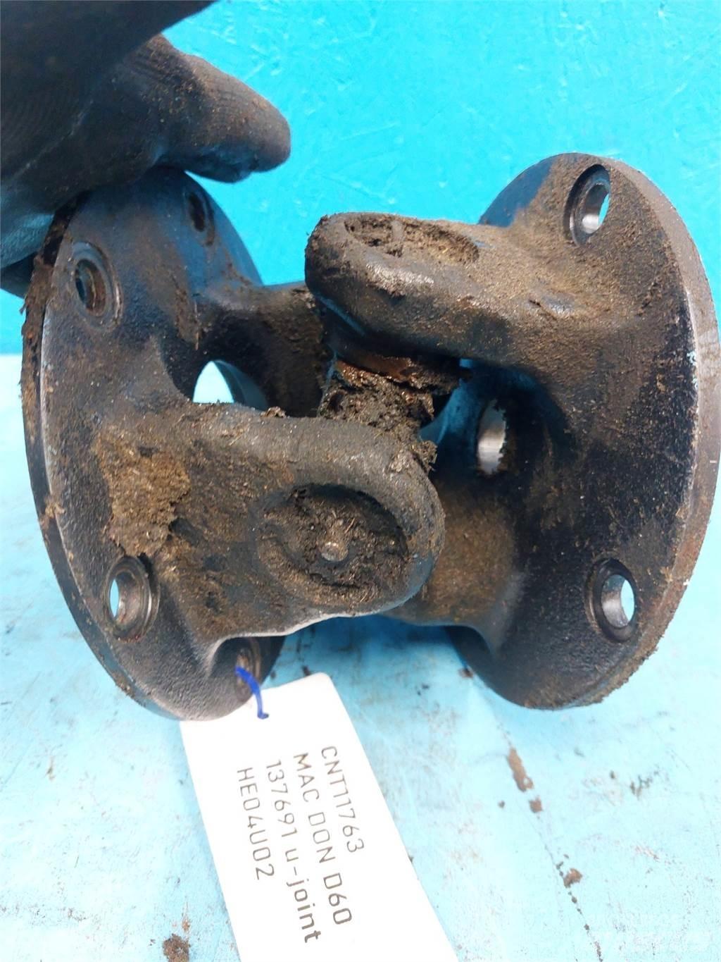 MacDon D60 Combine harvester spares & accessories