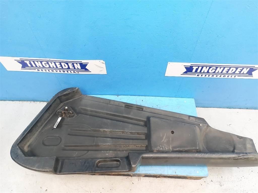 MacDon D60 Combine harvester spares & accessories