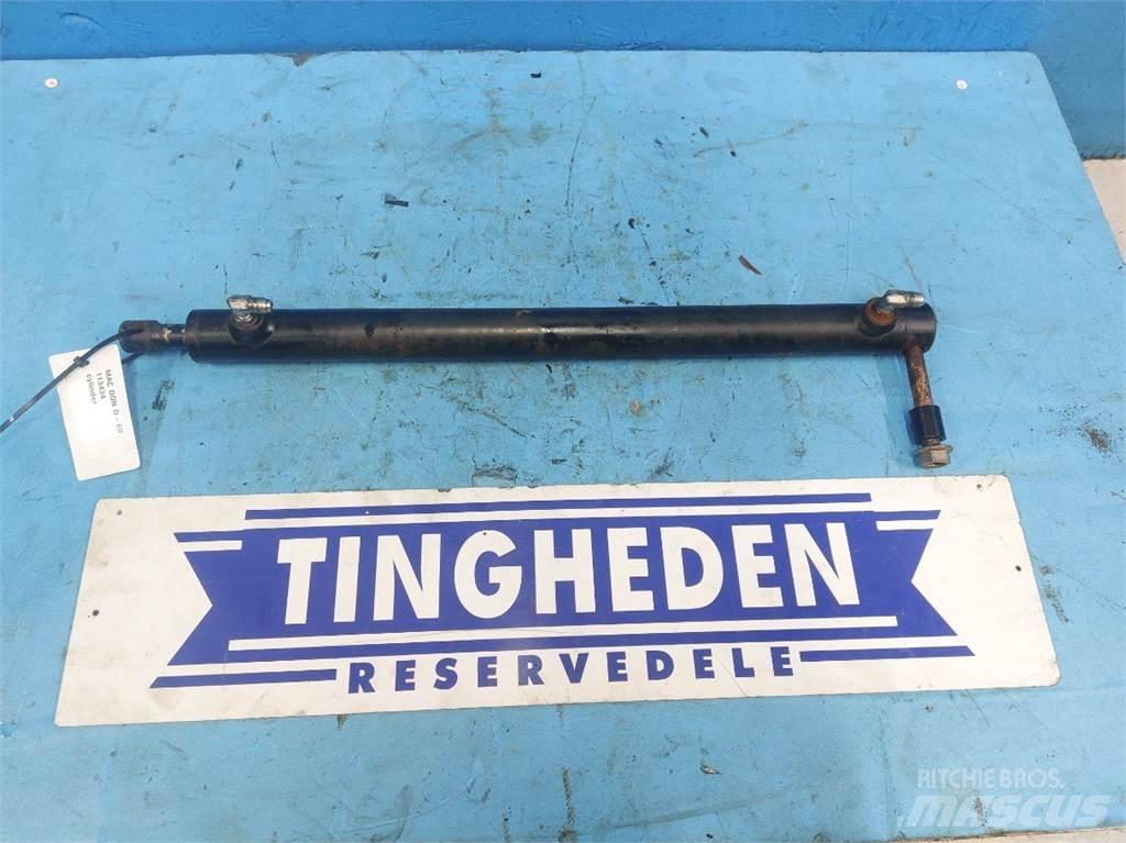 MacDon D60 Combine harvester spares & accessories