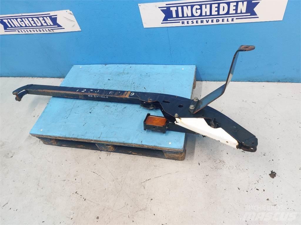 MacDon D60 Combine harvester spares & accessories