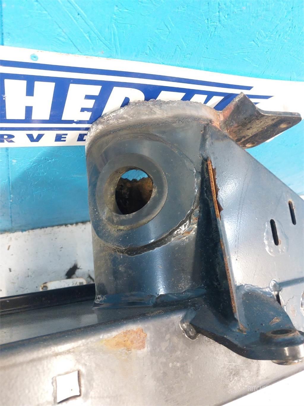 MacDon D60 Combine harvester spares & accessories