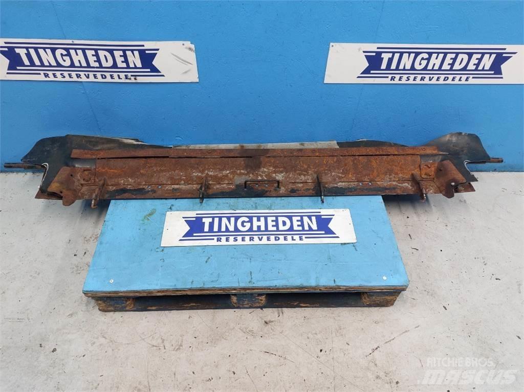 MacDon D60 Combine harvester spares & accessories