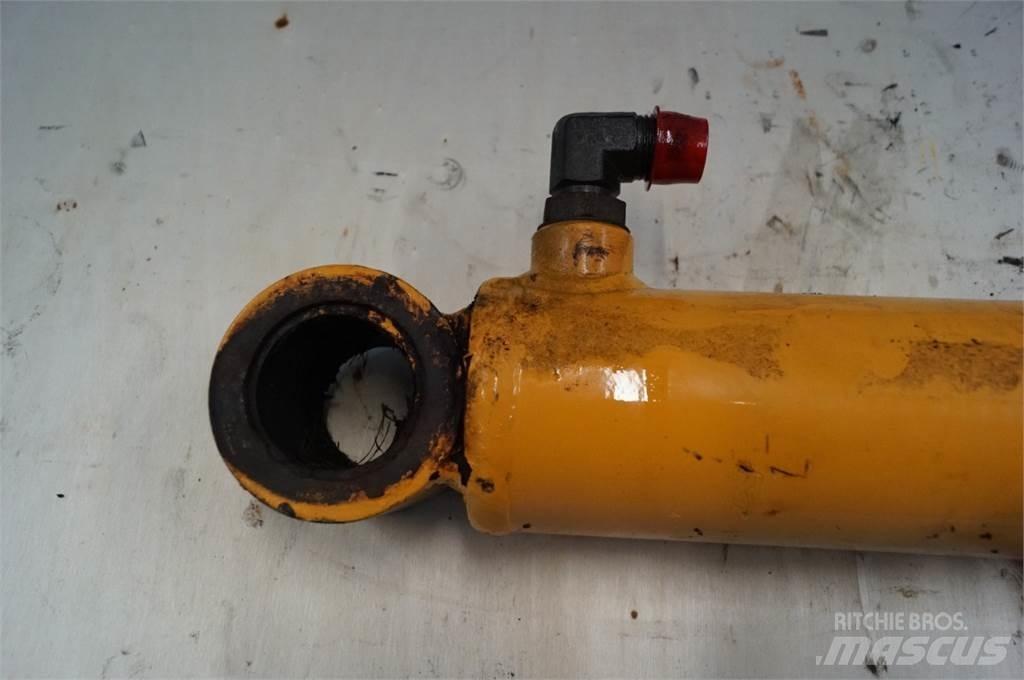 Mustang 2026 Booms and arms