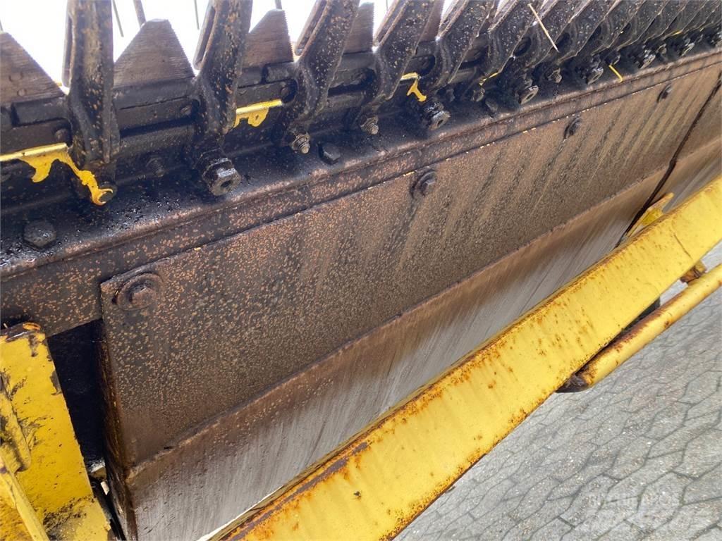 New Holland 15 Combine harvester spares & accessories