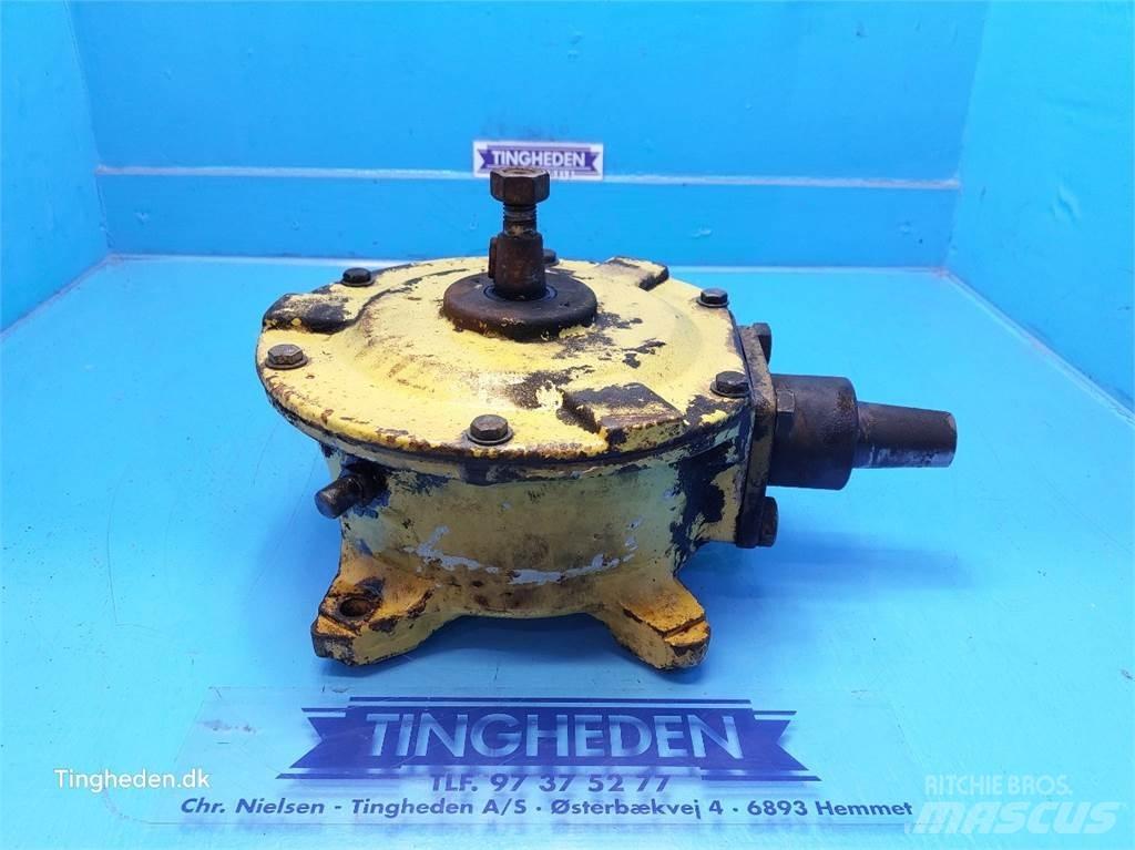 New Holland 1545 Combine harvester spares & accessories