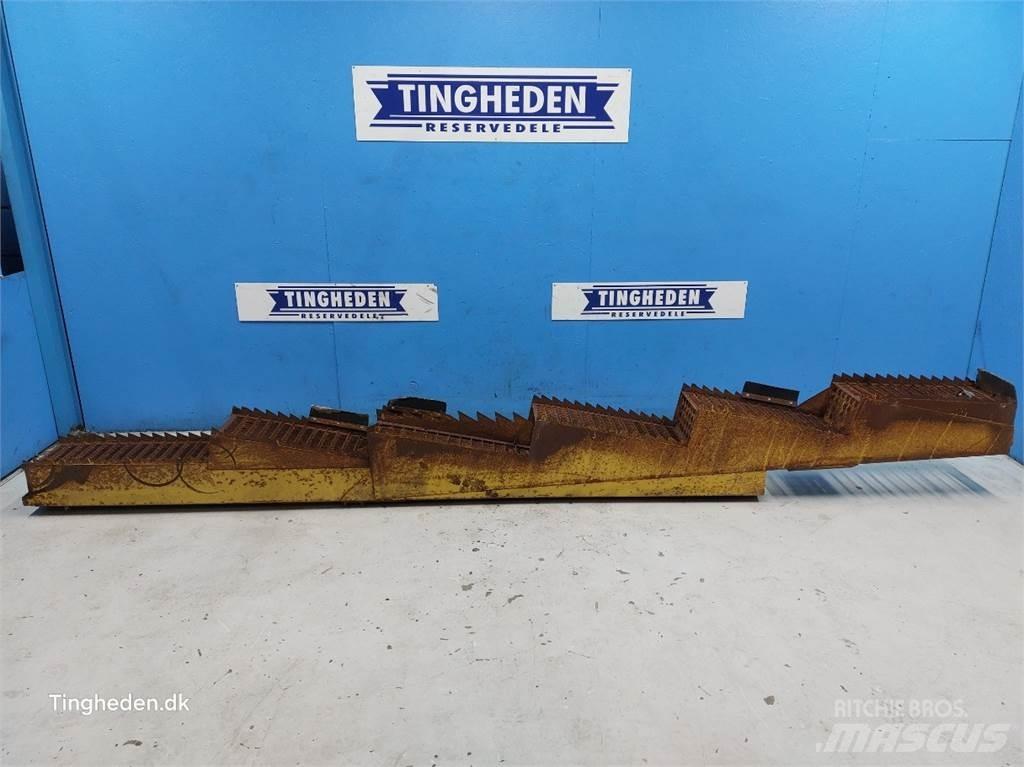 New Holland 1545 Combine harvester spares & accessories