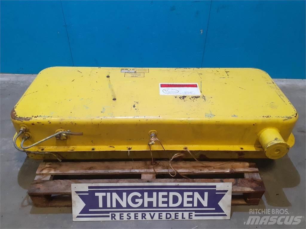 New Holland 1550 Combine harvester spares & accessories