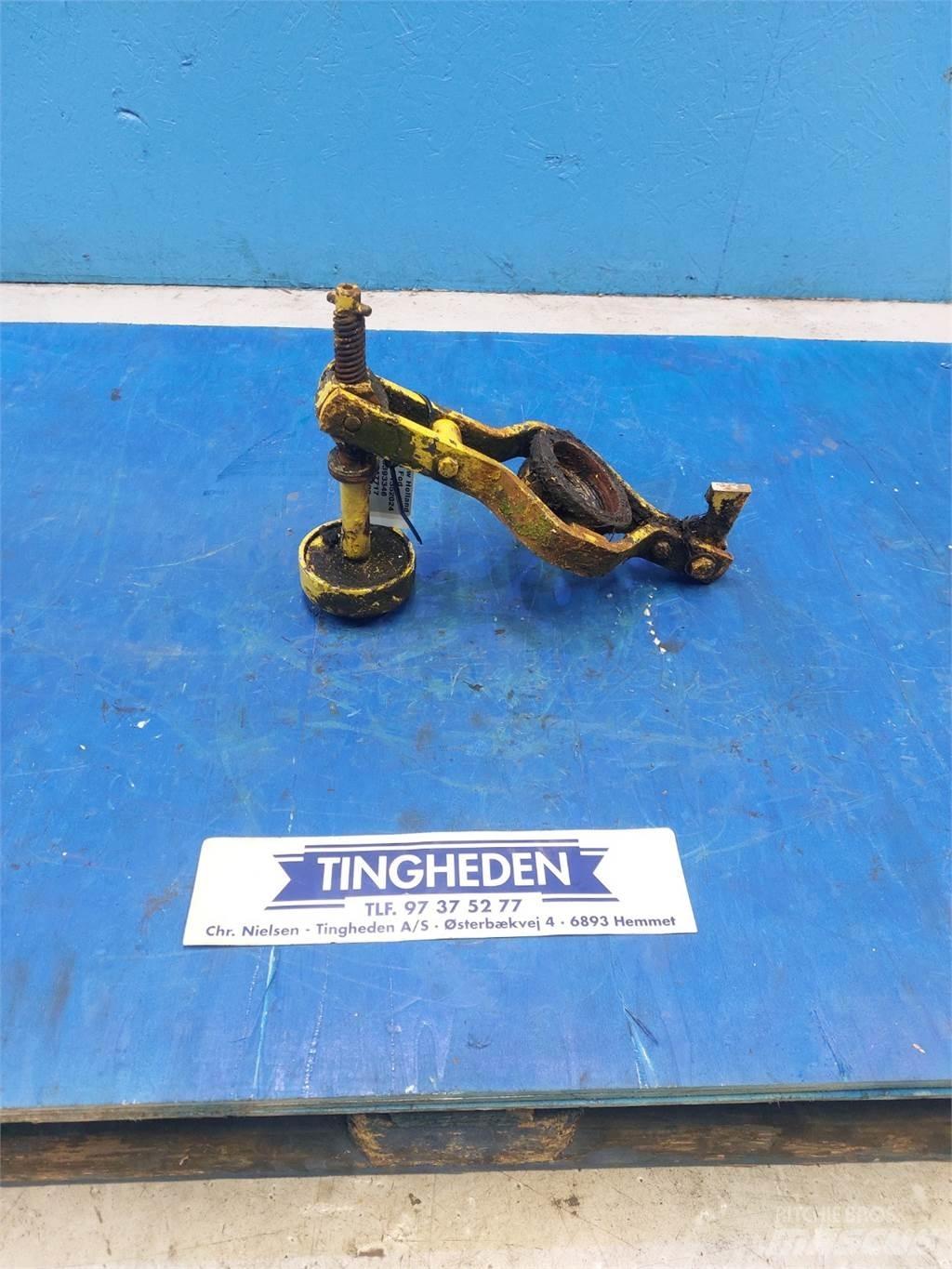 New Holland 1550 Combine harvester spares & accessories