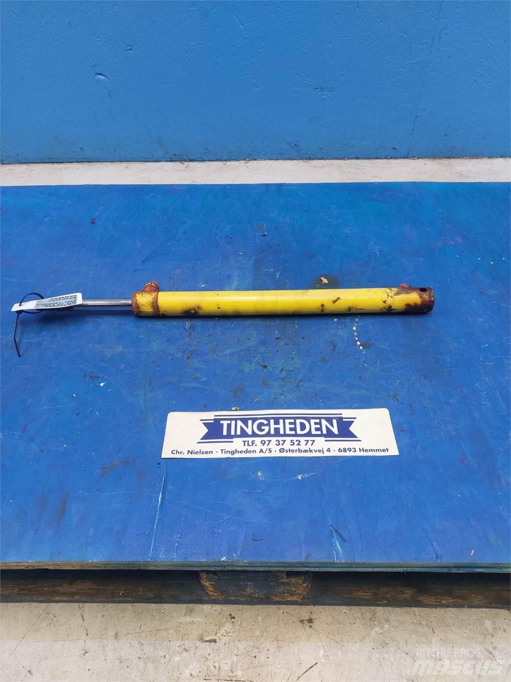 New Holland 1550 Combine harvester spares & accessories