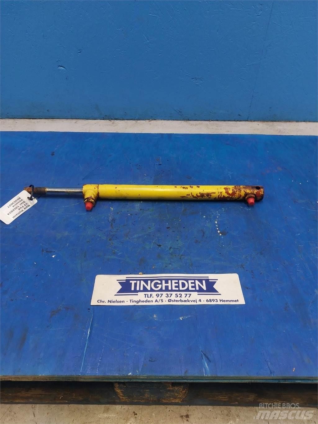 New Holland 1550 Combine harvester spares & accessories