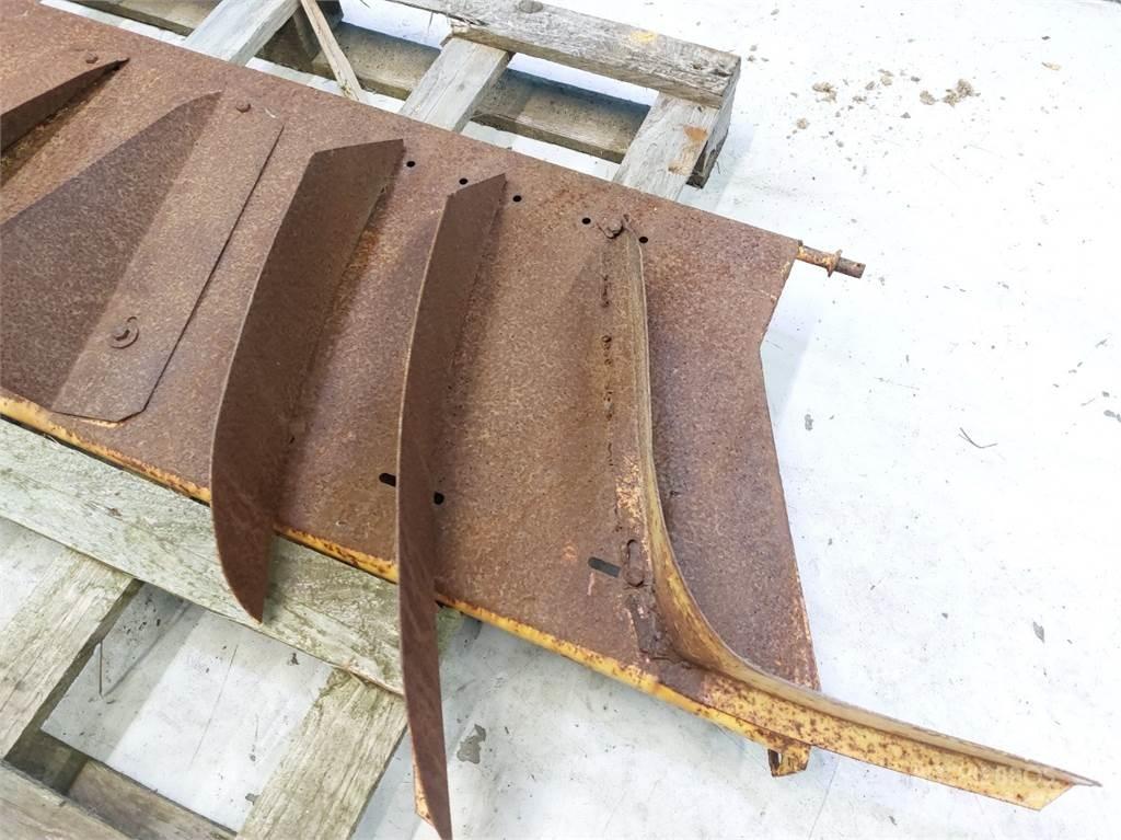 New Holland 1550 Combine harvester spares & accessories