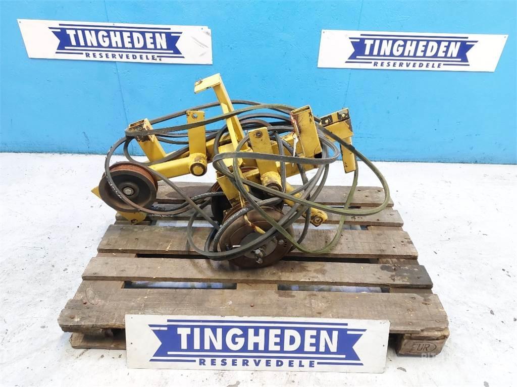 New Holland 8060 Combine harvester spares & accessories