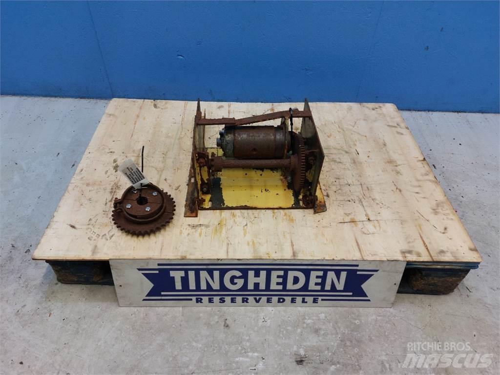 New Holland 8070 Combine harvester spares & accessories