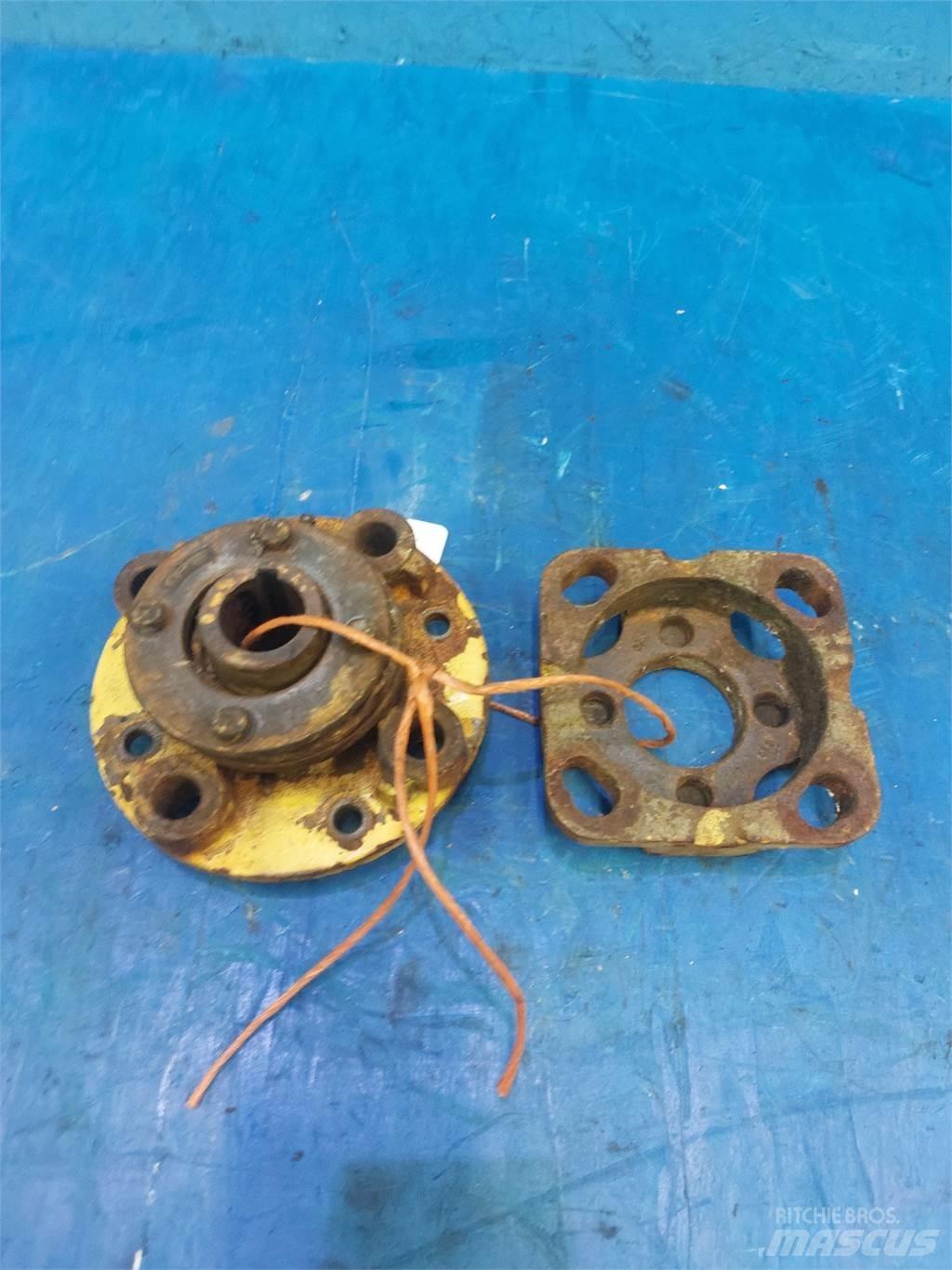 New Holland 8070 Combine harvester spares & accessories